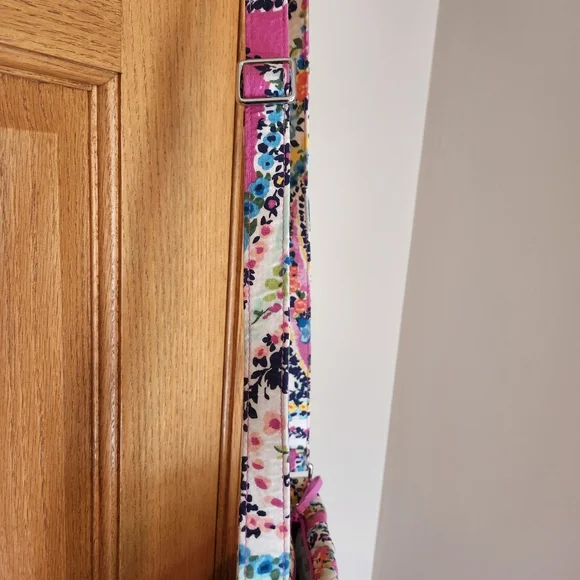 Vera Bradley Crossbody Bag - Picture 7 of 12